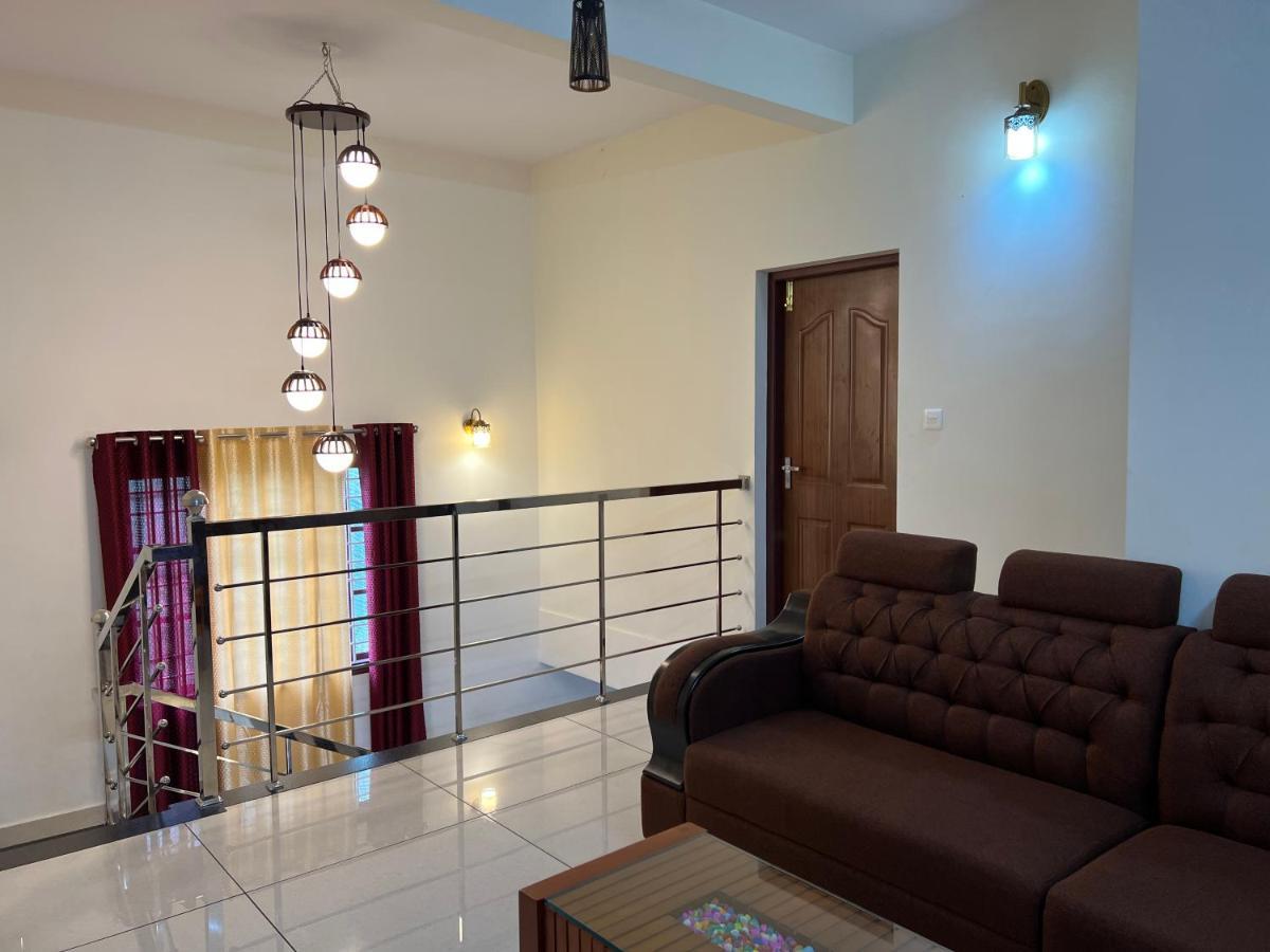 Pullad Villa Aranmula Ngoại thất bức ảnh